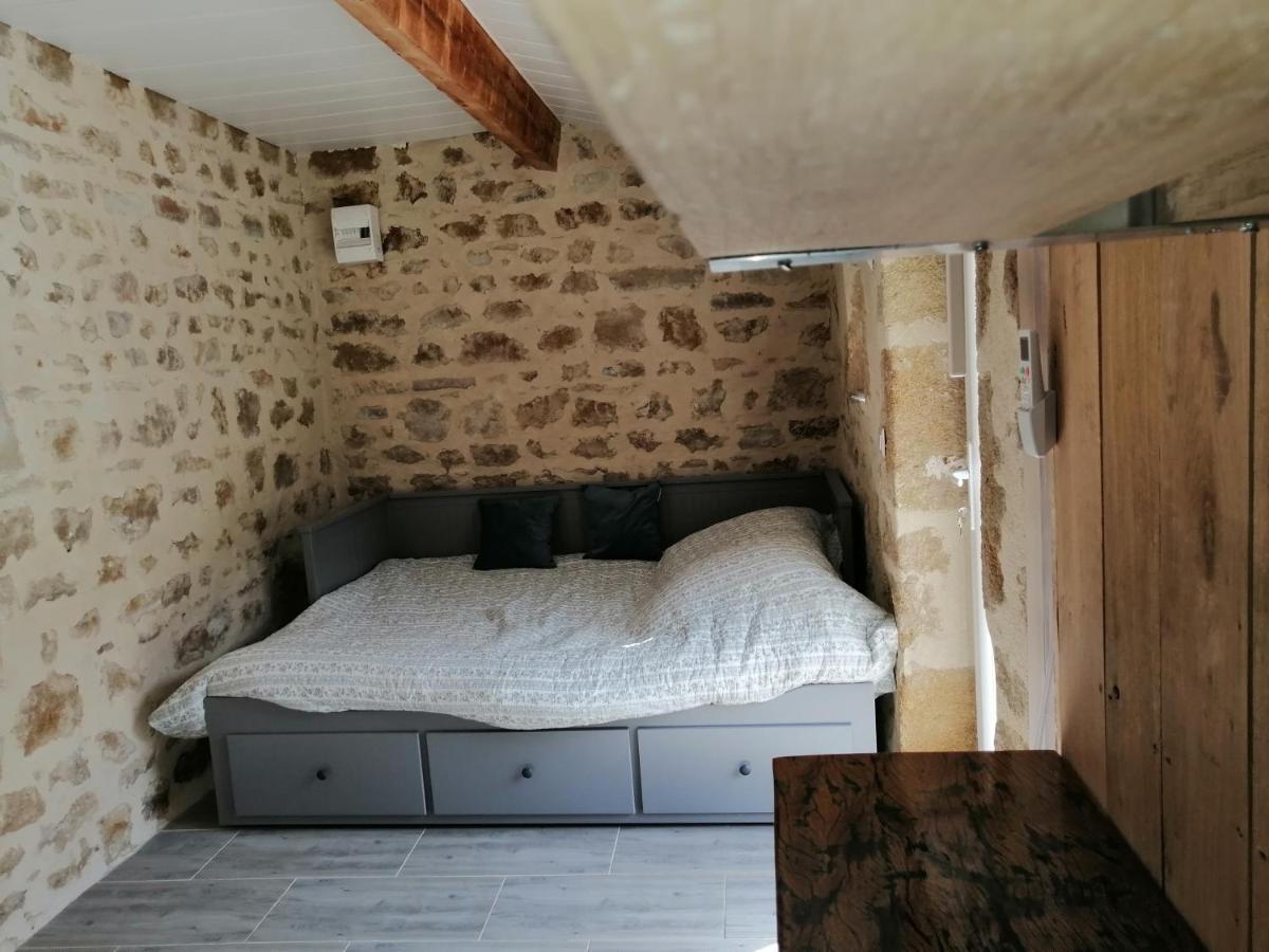 La Salamandre Apartman Vic-le-Comte Kültér fotó